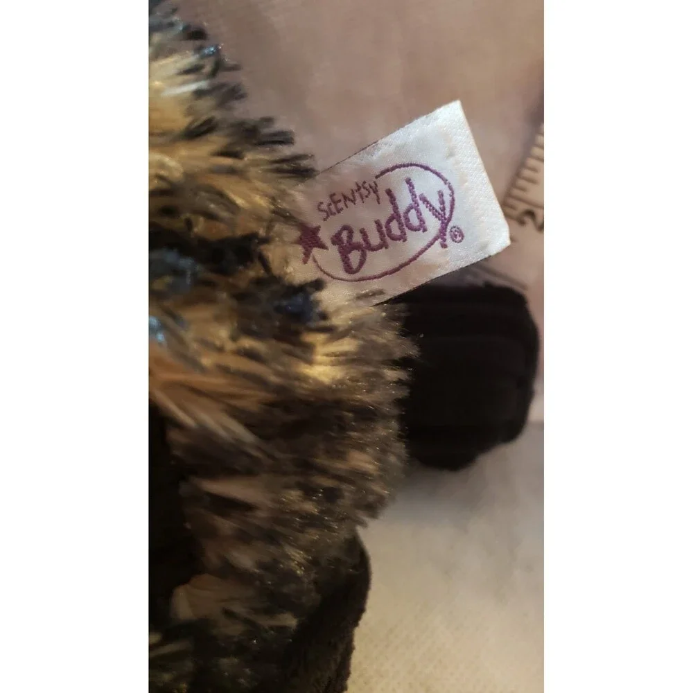 2 SCENTSY Buddies Retired Black Fuzzy GAMBI GORILLA and Striped ZUKU ZEBRA